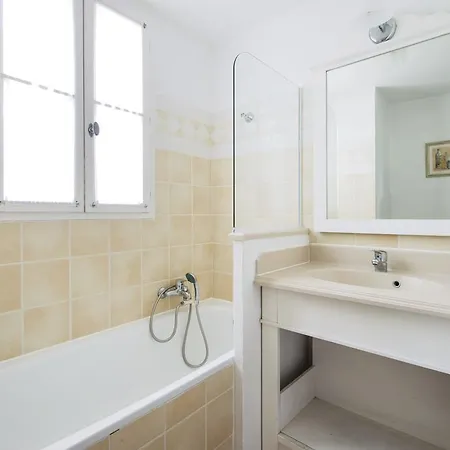 Apartment Les Restanques Du Golfe De Saint-tropez - Maeva Grimaud