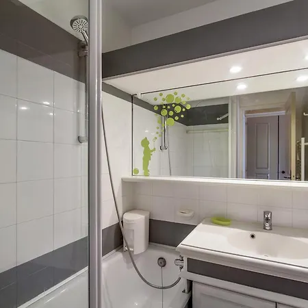 Apartment Les Restanques Du Golfe De Saint-tropez - Maeva Grimaud
