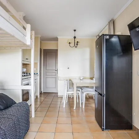 Apartment Les Restanques Du Golfe De Saint-tropez - Maeva *